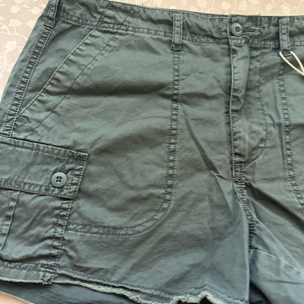 🆕Witty Fox Mid Rise Utility Shorts - Picture 5 of 12